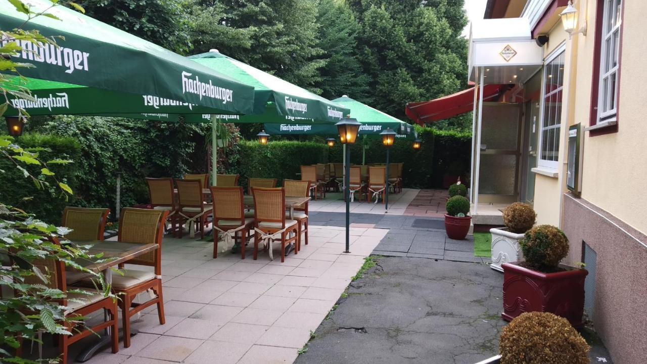 Hotel-Restaurant Babylon Dierdorf Bagian luar foto